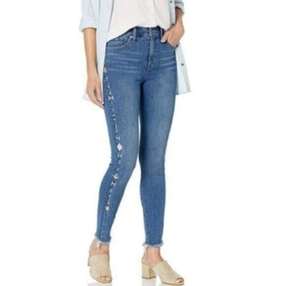 Lucky Brand | Bridgette Skinny Embroidered Side High Rise Jeans Light Wash - Picture 1 of 10
